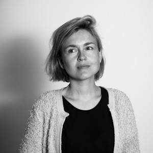 Sophie Van Laer, Initiative
