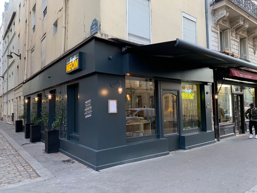 Le cafe NEON, Paris