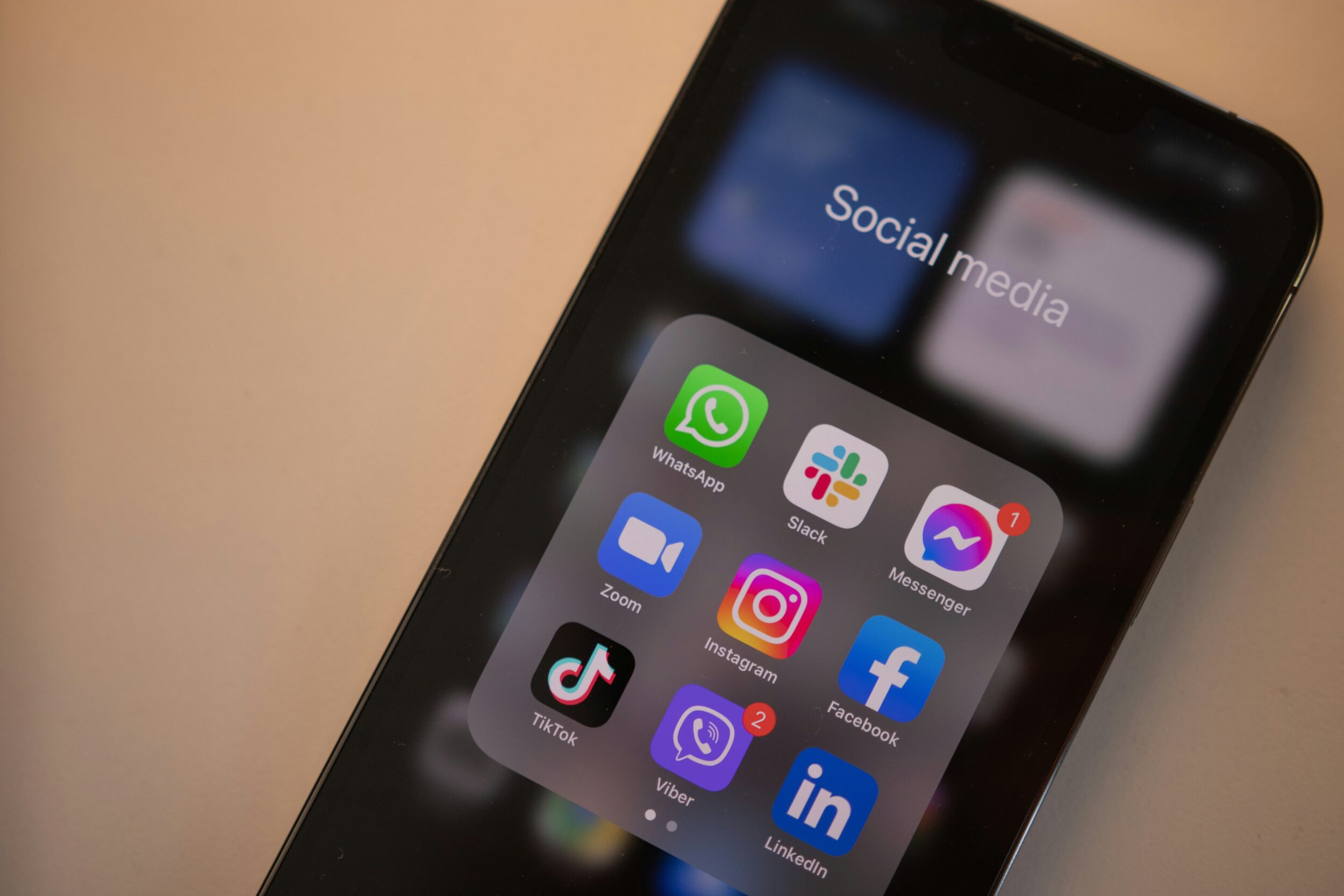 sociale media uitgevers